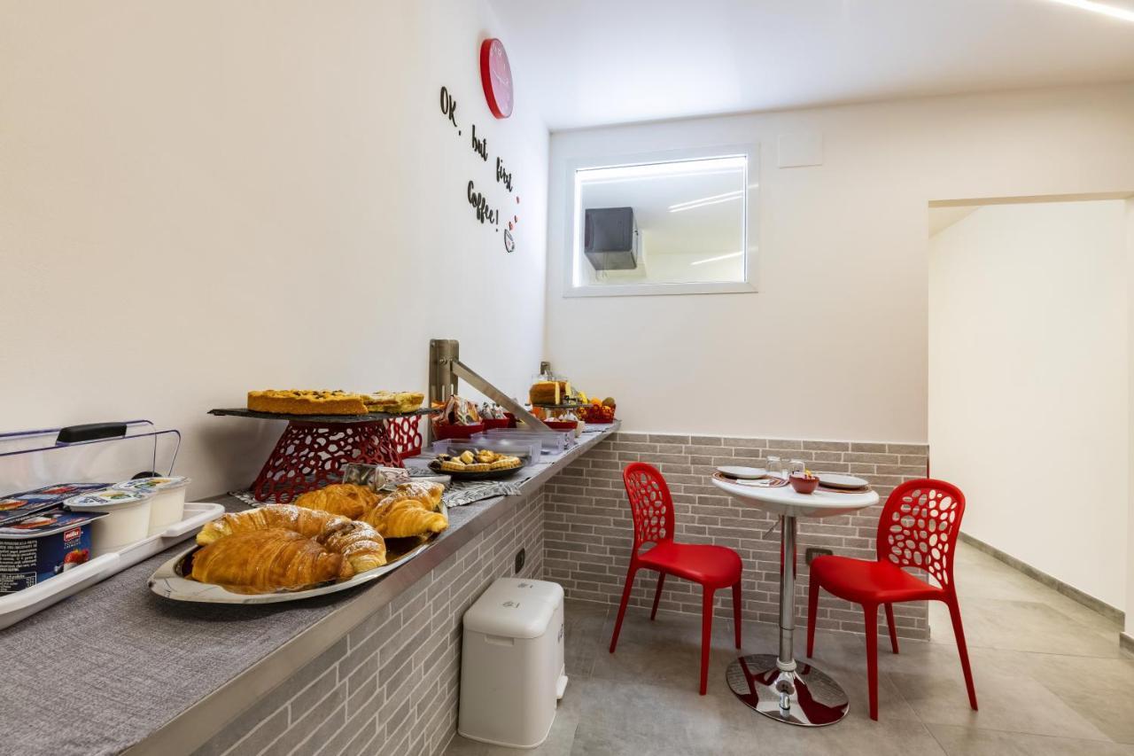 Bnb Aria Di Mare Santa Marinella Buitenkant foto